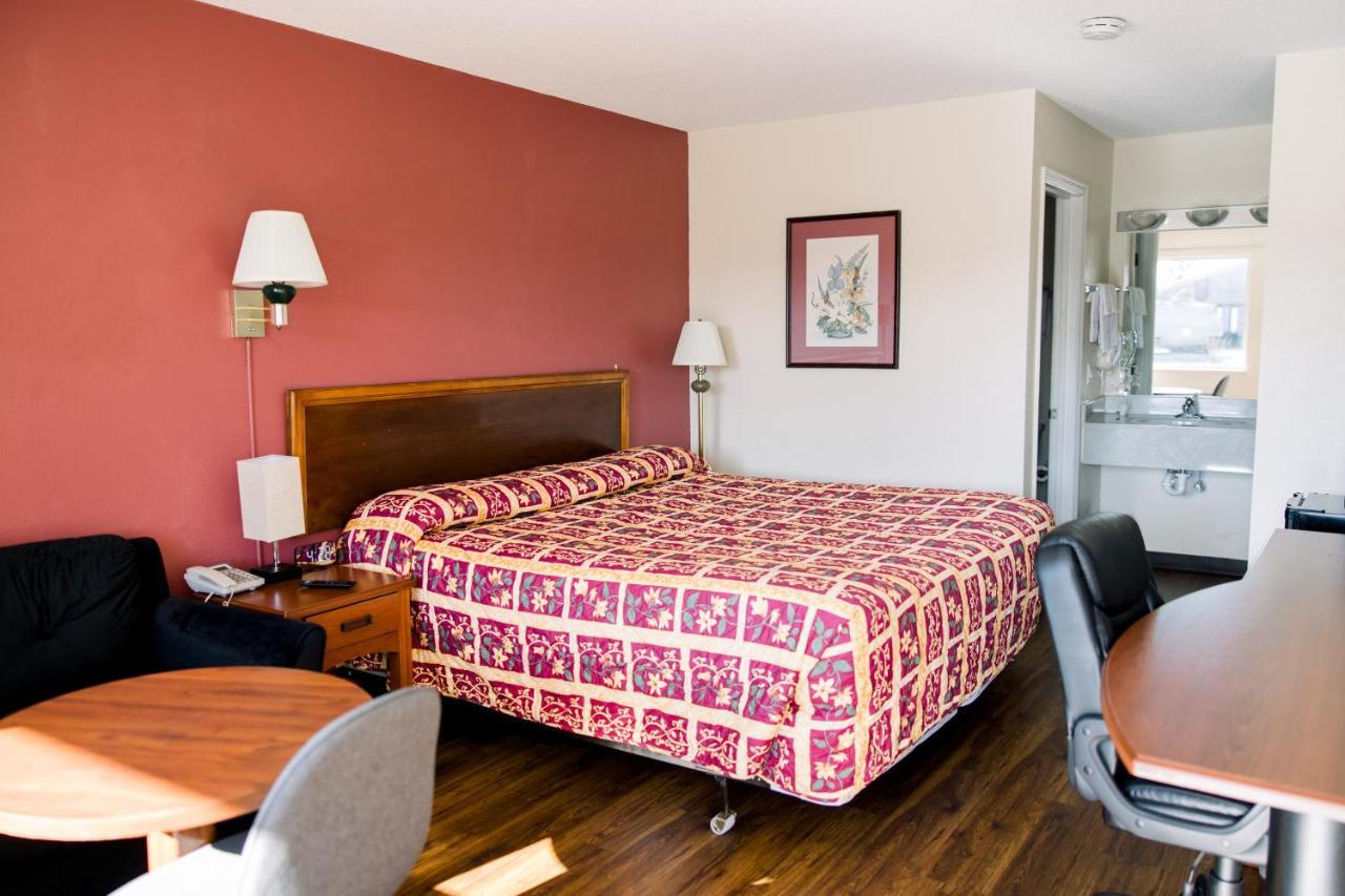 Exclusive Quarters Motel Cleveland Kültér fotó